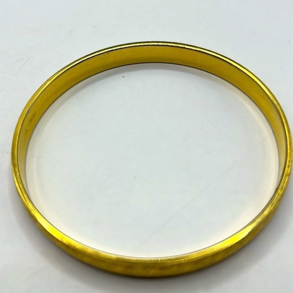 Vintage Monet Gold Tone Bangle Bracelet w/etching. - Picture 4 of 8